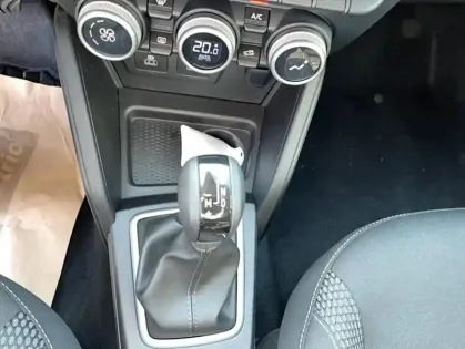 Photo 16 Dacia Duster TCe 150 4x2 EDC Journey 5p