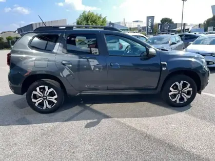 Photo 5 Dacia Duster TCe 150 4x2 EDC Journey 5p
