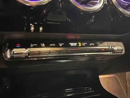 Photo 16 Mercedes Classe A 250 e Progressive Line