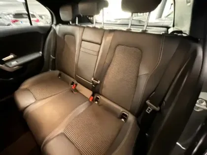 Photo 12 Mercedes Classe A 250 e Progressive Line