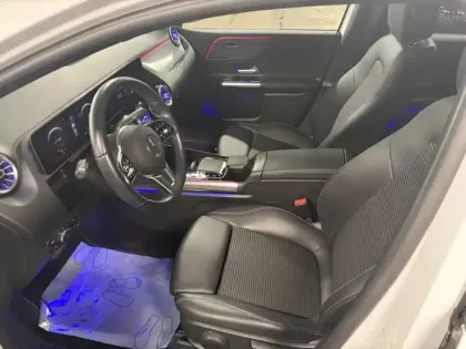 Photo 11 Mercedes Classe B 180 Progressive Line Pack Black Apple CarPlay Fu