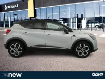 Photo 2 Renault Captur TCe 140 EDC - 21 Intens
