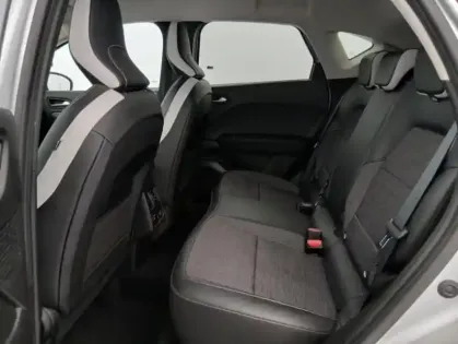 Photo 14 Renault Captur TCe 140 EDC - 21 Intens