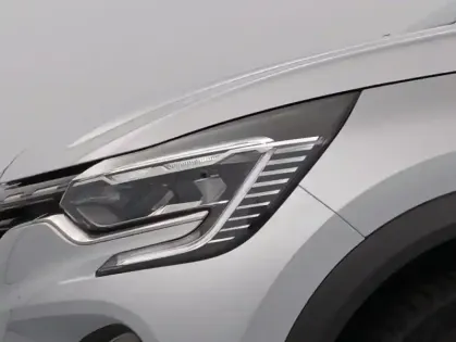 Photo 17 Renault Captur TCe 140 EDC - 21 Intens