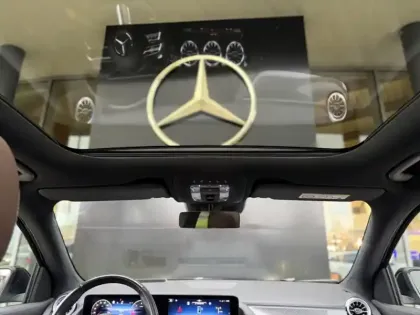 Photo 12 Mercedes GLA 200 d 150ch AMG Line 8G-DCT