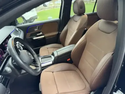 Photo 11 Mercedes GLA 200 d 150ch AMG Line 8G-DCT