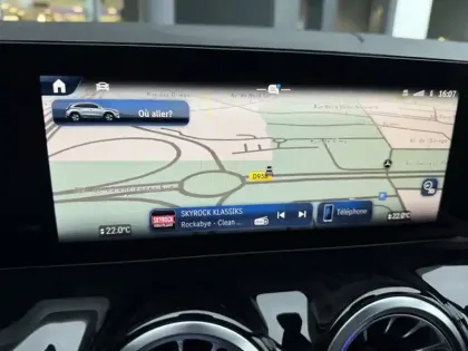 Photo 9 Mercedes GLA 200 d 150ch AMG Line 8G-DCT