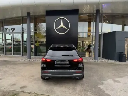 Photo 2 Mercedes GLA 200 d 150ch AMG Line 8G-DCT