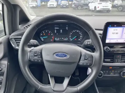 Photo 6 Ford Fiesta 1.1 75ch Titanium 5p