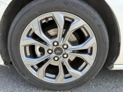 Photo 8 Ford Focus  SW 1.0 EcoBoost 125ch mHEV ST Line