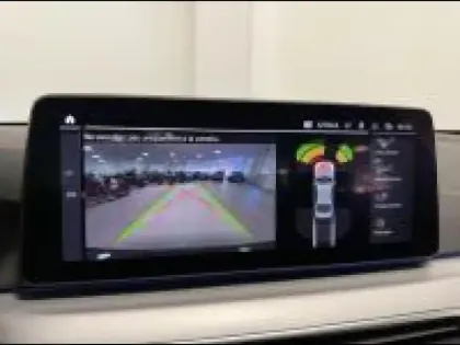 Photo 10 BMW Serie 5 Série 5 530dA xDrive 286ch Lounge Steptronic