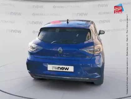 Photo 21 Renault Clio  1.6 E-Tech 145ch full hybrid Techno - 24 Camera GPS