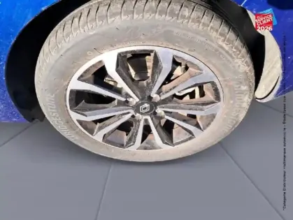 Photo 24 Renault Clio  1.6 E-Tech 145ch full hybrid Techno - 24 Camera GPS