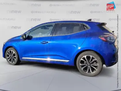 Photo 8 Renault Clio  1.6 E-Tech 145ch full hybrid Techno - 24 Camera GPS