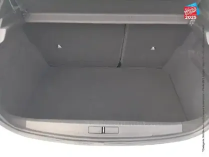 Photo 13 Peugeot 208  1.2 100ch S/S Allure Radar AV/AR Carplay