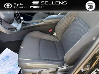 Photo 2 Toyota C-HR  1.8 Hybride 122ch Dynamic Ultimate E-CVT