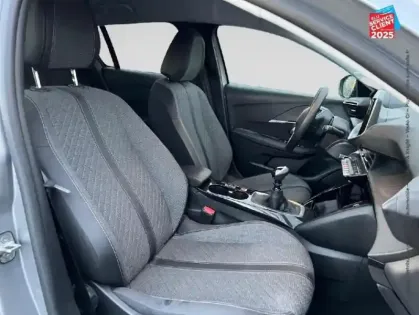 Photo 19 Peugeot 208  1.2 PureTech 100ch S&S Allure