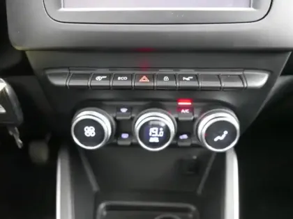 Photo 5 Dacia Duster  1.3 TCe 130ch FAP Prestige 4x2 - 20