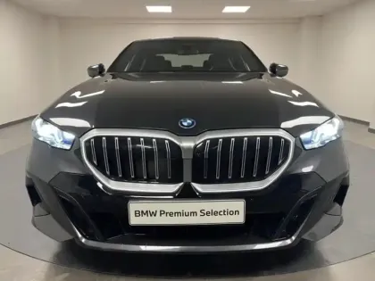 Photo 1 BMW Serie 5 Série 5 530e 299ch M Sport xDrive