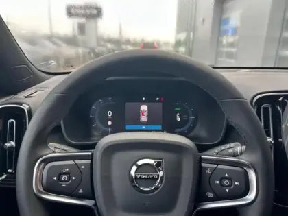 Photo 8 Volvo Ex40  Single Extended Range 252ch Plus