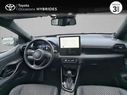 Photo 3 Toyota Yaris  116h Collection 5p MC24