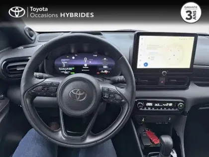 Photo 23 Toyota Yaris  116h Collection 5p MC24