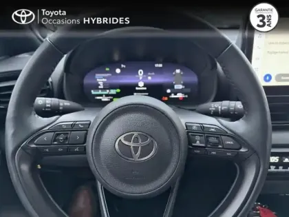 Photo 27 Toyota Yaris  116h Collection 5p MC24