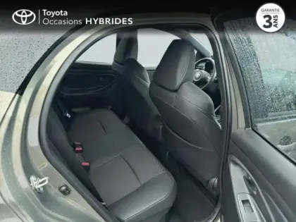 Photo 21 Toyota Yaris  116h Collection 5p MC24