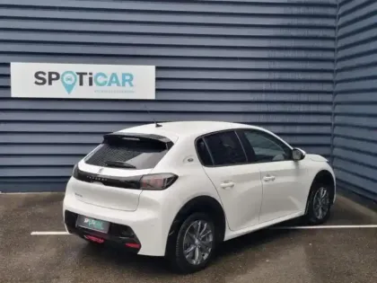 Photo 2 Peugeot 208  e- 136ch Style