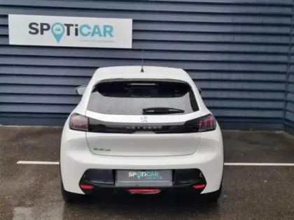 Photo 3 Peugeot 208  e- 136ch Style