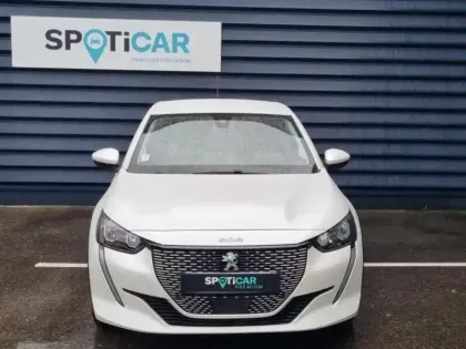 Photo 1 Peugeot 208  e- 136ch Style