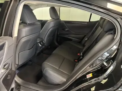 Photo 9 Lexus Es  300h Busins