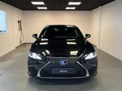 Photo 1 Lexus Es  300h Busins