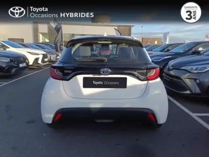 Photo 3 Toyota Yaris  116h Dynamic 5p MY22