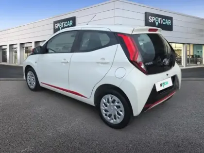Photo 6 Toyota Aygo  1.0 VVT-i 69ch x-play 5p