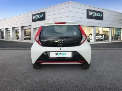 Photo 4 Toyota Aygo  1.0 VVT-i 69ch x-play 5p