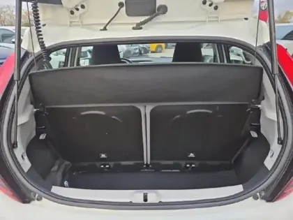 Photo 5 Toyota Aygo  1.0 VVT-i 69ch x-play 5p