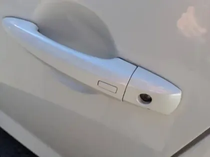 Photo 6 Nissan Qashqai  1.3 Mild Hybrid 140ch Tekna