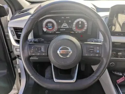 Photo 7 Nissan Qashqai  1.3 Mild Hybrid 140ch Tekna