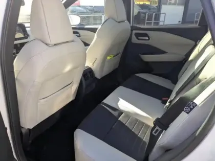 Photo 10 Nissan Qashqai  1.3 Mild Hybrid 140ch Tekna