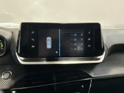 Photo 11 Peugeot 2008  e- 136ch Style