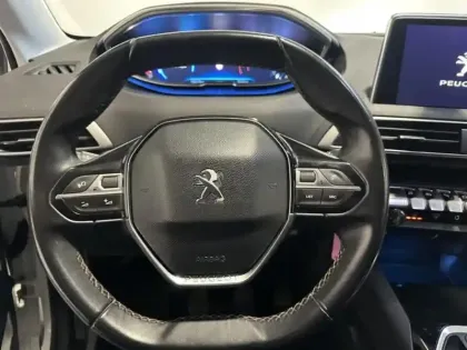 Photo 13 Peugeot 3008  1.2 130 Active Carplay Pack hiver
