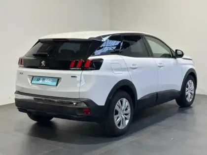 Photo 6 Peugeot 3008  1.2 130 Active Carplay Pack hiver