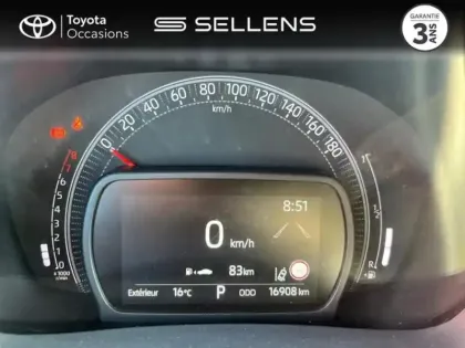 Photo 25 Toyota Yaris  70 VVT-i Dynamic 5p MY22