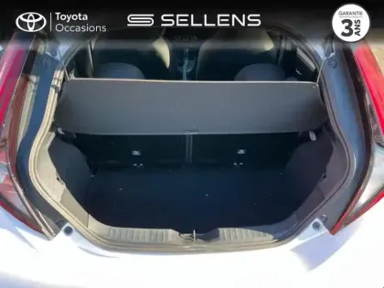 Photo 24 Toyota Yaris  70 VVT-i Dynamic 5p MY22