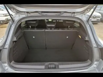 Photo 11 Renault Clio  1.6 E-Tech 145ch full hybrid Techno - 24