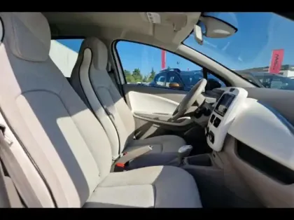 Photo 9 Renault Zoé Zoe Zen charge normale R90 MY19