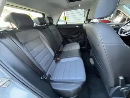 Photo 5 Volkswagen T-roc  2.0 TDI 150ch Style Exclusive DSG7