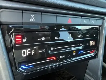 Photo 14 Volkswagen T-roc  2.0 TDI 150ch Style Exclusive DSG7