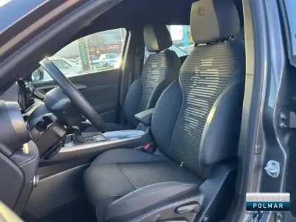 Photo 10 Alfa Romeo Tonale  1.5 Hybrid 130ch Sprint TCT